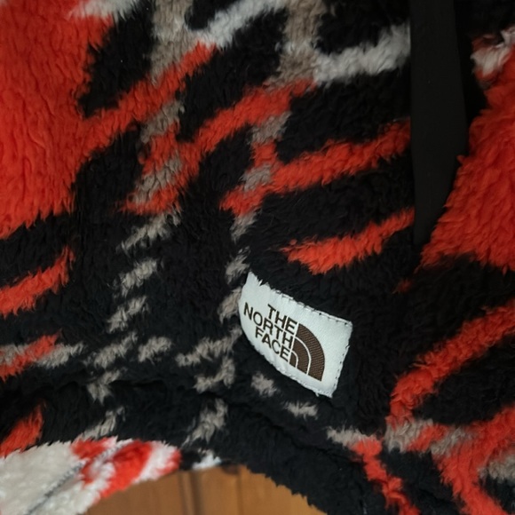 North Face Fleece Jacket - Picture 2 of 3